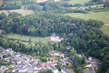 Luftaufnahme von Pocé-sur-Cisse im Bundesland Indre-et-Loire, Frankreich