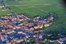 Edesheimer Straße in Edenkoben im Bundesland Rheinland-Pfalz, Deutschland