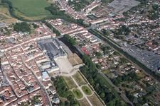 Lunéville im Bundesland Meurthe-et-Moselle, Frankreich vom Flugzeug aus
