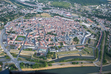 Toul im Bundesland Meurthe-et-Moselle, Frankreich von einer Drohne aus