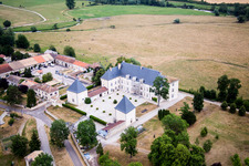 Palais des Schloss Château de Montbras in Montbras in Grand Est in Taillancourt im Bundesland Meuse, Frankreich
