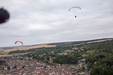 Vaucouleurs im Bundesland Meuse, Frankreich von der Drohne aus gesehen