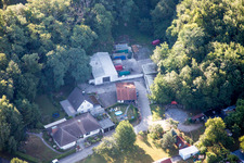 Luftbild von Grünwettersbach,Hohenwettersbacherstraße 38 , "offene Jugendwerkstatt Karlsruhe" am Steinbruch im Bundesland Baden-Württemberg, Deutschland