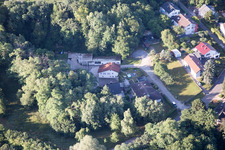 Luftaufnahme von Grünwettersbach,Hohenwettersbacherstraße 38 , "offene Jugendwerkstatt Karlsruhe" am Steinbruch im Bundesland Baden-Württemberg, Deutschland