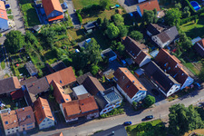 Lange Straße im Ortsteil Schluttenbach in Ettlingen im Bundesland Baden-Württemberg, Deutschland vom Flugzeug aus