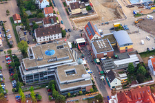 Luftbild von Kandeler Stadtfest 2015 zwischen Verbandsgemeinde Verwaltung Kandel und  Sparkasse Südpfalz im Bundesland Rheinland-Pfalz, Deutschland