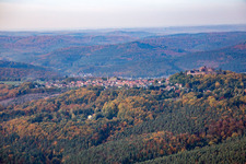 Luftaufnahme von Lichtenberg im Bundesland Bas-Rhin, Frankreich