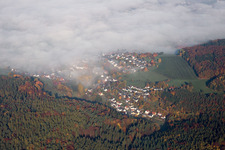 Luftbild von Im Morgennebel in Erbach im Bundesland Hessen, Deutschland