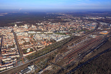 Stuttgarter Straße x Rüppurer Straße jenseits des Güterbahnhof im Ortsteil Südstadt in Karlsruhe im Bundesland Baden-Württemberg, Deutschland