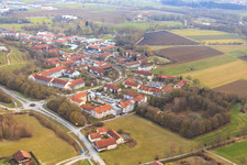 Brunnaderstraße mit Vitalhotel Bad Birnbach, Rehabilitationszentrum Klinik Rosenhof und Hotel Sonnenhof im Ortsteil Aunham im Bundesland Bayern, Deutschland
