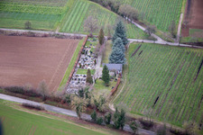 Friedhof im Ortsteil Mühlhofen in Billigheim-Ingenheim im Bundesland Rheinland-Pfalz, Deutschland