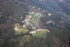 Valdicastello im Bundesland Toscana, Italien aus der Luft