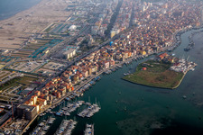 Sottomarina(I-Venetien) in Faro, Italien aus der Drohnenperspektive