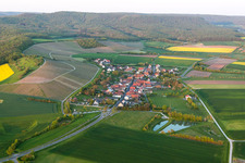 Luftbild von Ortsteil Wiebelsberg in Oberschwarzach im Bundesland Bayern, Deutschland