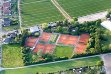 Tennisplatz Sportanlage des Tennisclub Rot-Weiss in Lampertheim im Bundesland Hessen, Deutschland
