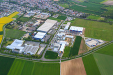 Industriegebiet Werner-von-Siemens-Straße mit Continental, Kühne + Nagel (AG & Co.) KG,  Franz Jäger GmbH und  Gettrans GmbH in Groß-Rohrheim im Bundesland Hessen, Deutschland