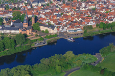 Mainfähre "STADT SELIGENSTADT" am Kloster Seligenstadt im Bundesland Hessen, Deutschland