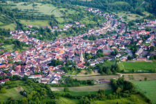 Luftbild von Ortsansicht der Straßen und Häuser der Wohngebiete in Oberöwisheim in Kraichtal im Bundesland Baden-Württemberg, Deutschland