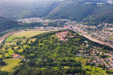 Ruine und Mauerreste der ehemaligen Burganlage und Feste Dilsberg im Ortsteil Dilsberg in Neckargemünd im Bundesland Baden-Württemberg, Deutschland