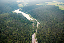 Schrägluftbild von Marbach, Marbachstausee im Ortsteil Hetzbach in Oberzent im Bundesland Hessen, Deutschland