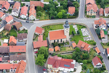 Kirchengebäude der Kirchenburg Obermaßfeld im Altstadt- Zentrum der Innenstadt im Ortsteil Obermaßfeld in Obermaßfeld-Grimmenthal im Bundesland Thüringen, Deutschland