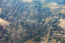 Im Stadtkern unter Wolken in Kandel im Bundesland Rheinland-Pfalz, Deutschland