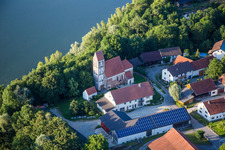 Kirchengebäude im Dorfkern in Usterling an der Isar im Bundesland  im Ortsteil Oberhöcking in Landau an der Isar im Bundesland Bayern, Deutschland