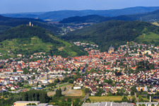 Stadtansicht am Odenwald-Rand von Westen unterhalb der Starkenburg in Heppenheim im Bundesland Hessen, Deutschland