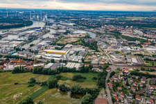 Luftbild von Rheinauhafen in Mannheim im Bundesland Baden-Württemberg, Deutschland