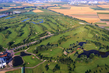 Drohnenaufname von Golfresort Gernsheim - GOLF absolute - Hof Gräbenbruch im Ortsteil Allmendfeld im Bundesland Hessen, Deutschland