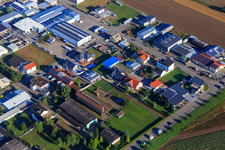 Industriegebiet Industriestraße mit Spedition Lauinger und BNA Bundesverband für fachgerechten Natur- und Artenschutz e.V in Hambrücken im Bundesland Baden-Württemberg, Deutschland