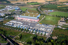 Gebäudekomplex und Logistikzentrum auf dem Gelände des Verteilzentrum von dm-drogerie markt in Waghäusel im Ortsteil Oberhausen in Oberhausen-Rheinhausen im Bundesland Baden-Württemberg, Deutschland