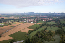 Ortsteil Billigheim in Billigheim-Ingenheim im Bundesland Rheinland-Pfalz, Deutschland von der Drohne aus gesehen