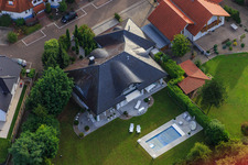Luftbild von Ritter-Honius-Straße mit Villa und Swimming-Pool in Rohrbach im Bundesland Rheinland-Pfalz, Deutschland