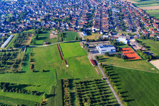 Sportplatz des FC Neuried e.V. und Tennisplätze des  TC Altenheim im Bundesland Baden-Württemberg, Deutschland
