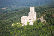 Luftbild von Scherwiller, L'Ortenbourg im Bundesland Bas-Rhin, Frankreich