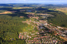 Ortsübersicht aus Westen in Maulbronn im Bundesland Baden-Württemberg, Deutschland
