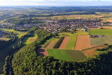 Luftbild von Dorfansicht aus Süden in Kirchberg an der Murr im Bundesland Baden-Württemberg, Deutschland