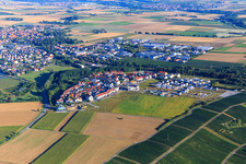 Schloßbergallee aus Südosten in Bönnigheim im Bundesland Baden-Württemberg, Deutschland