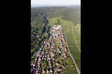 Dorf - Ansicht im Ortsteil Frauenzimmern in Cleebronn im Bundesland Baden-Württemberg, Deutschland