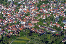 Luftbild von Ortsansicht der Straßen und Häuser der Wohngebiete im Ortsteil Obergrombach in Bruchsal im Bundesland Baden-Württemberg, Deutschland