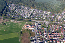 Ortsteil Friedrichstal in Stutensee im Bundesland Baden-Württemberg, Deutschland von oben gesehen
