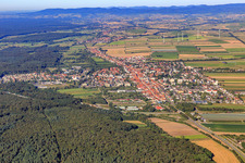 Stadtübersicht aus Osten in Kandel im Bundesland Rheinland-Pfalz, Deutschland