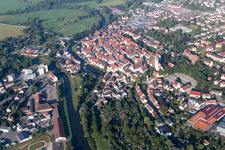 Luftbild von Ortsansicht der Straßen und Häuser der Wohngebiete im Ortsteil Neufra in Riedlingen im Bundesland Baden-Württemberg, Deutschland