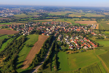 Ortsansicht von Osten im Ortsteil Blochingen in Mengen im Bundesland Baden-Württemberg, Deutschland