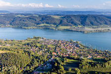 Dorfkern an den See- Uferbereichen des Untersee in Wangen in Öhningen im Bundesland Baden-Württemberg, Deutschland