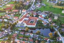 Schrägluftbild von Internat und Klosterkirche St. Bernhard im Kloster Wald im Bundesland Baden-Württemberg, Deutschland