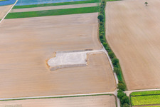 WBaustelle Fundament für Windrad in Hatzenbühl im Bundesland Rheinland-Pfalz, Deutschland von oben gesehen
