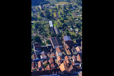 Landwirtschaftliche Hallen am Hintergraben in Kandel im Bundesland Rheinland-Pfalz, Deutschland von oben gesehen