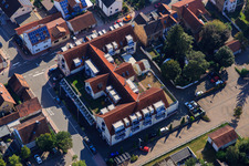 Wohn- und Geschäftshaus an der Sommerstraße x. Bahnhofstraße mit KiK Kandel im Bundesland Rheinland-Pfalz, Deutschland